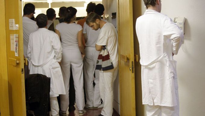 Jihočeští lékaři odmítají přesčasy, po 1. březnu by neměl kdo sloužit