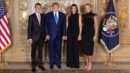 Babiš byl s chotí Monikou také večer hostem na recepci, kterou pořádal americký prezident Donald Trump. Na společném snímku pózuje i Trumpova manželka Melania.