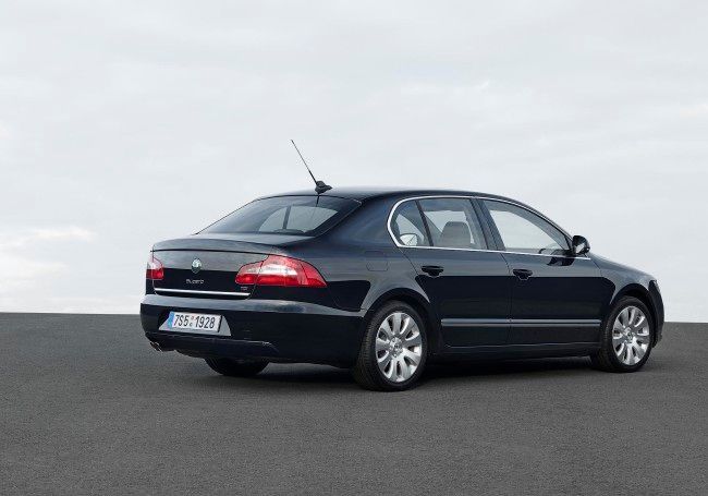 Nová Škoda Superb interiér
