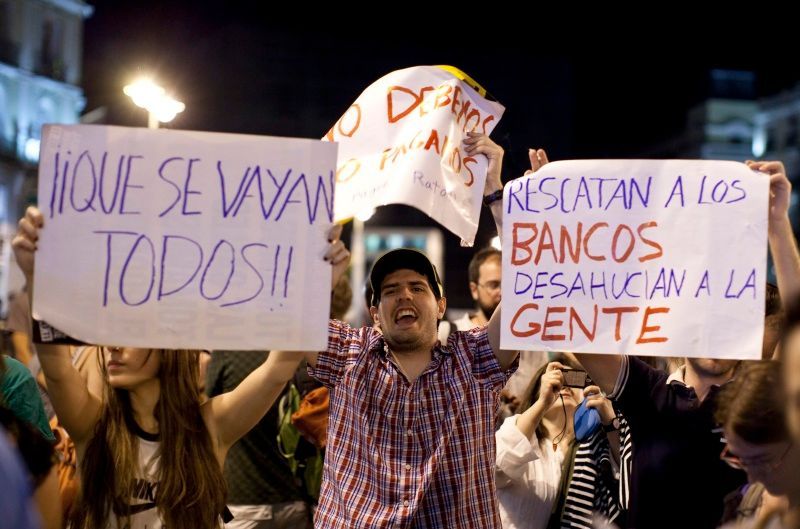Demonstrace v Madridu kvůli tomu, že Španělsko požádalo o pomoc od eurozóny
