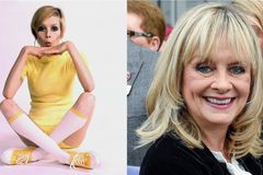 První supermodelka na světě, stárnoucí Twiggy v 75 letech drží krok s dobou