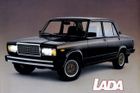 Kanadská nabídka Lady čítala na konci 80. let zajímavé verze známých strojů. Signet, tedy tamní verze žigulíku, mohl dostat i hodně vyšperkovaný design.