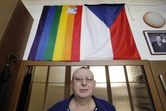 Pomohl uzákonit registrované partnerství. Zemřel herec a gay aktivista Jiří Hromada