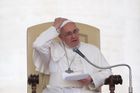 Kněží zneužíváním dětí napáchali zlo. Papež žádá o odpuštění