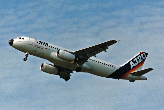 Prototyp A320-100, fotografie z roku 1988.