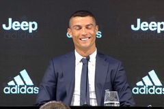Ronaldo trénoval poprvé v Turíně. Hvězdného fotbalistu vítali fanoušci