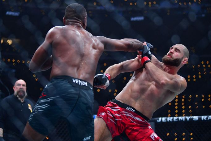 Jiří Procházka při souboji s Hillem