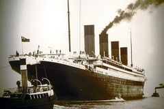 Tisíce věcí z Titanicu v hodnotě stovek milionů jsou na prodej. Zájem má i režisér James Cameron