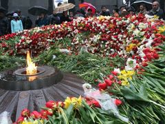 Arméni si výročí genocidy každoročně připomínají