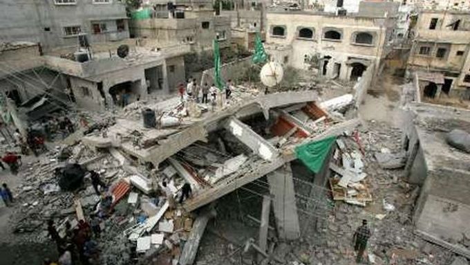 Dům jednoho ze členů Hamasu, bombardovaný v Gaze Izraelem v sobotu 26.srpna.