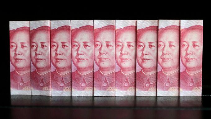 Čínské bankovky s Mao Ce-tungem.