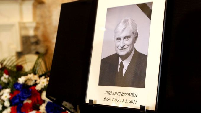 Jiří Dienstbier zemřel tuto sobotu ve věku 73 let