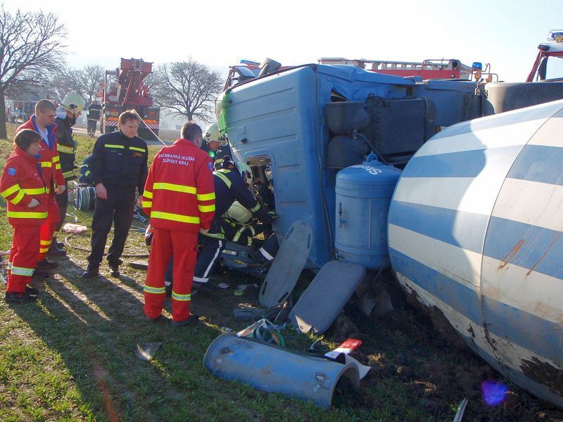 Záchrana řidiče u Bytřice pod Hostýnem