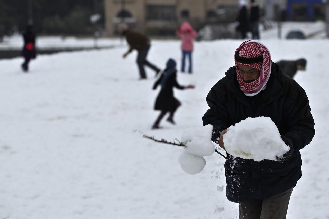 Sněhová bouře na Blízkém východě
