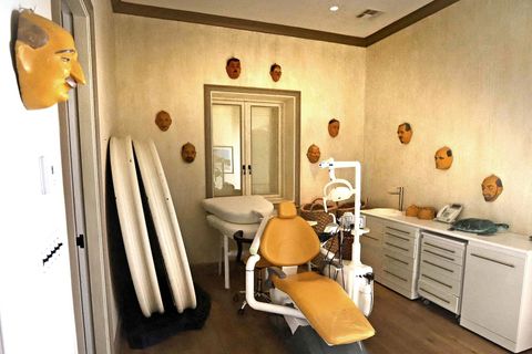 Jeffrey Epstein, ostrov, kriminalita, prostituce