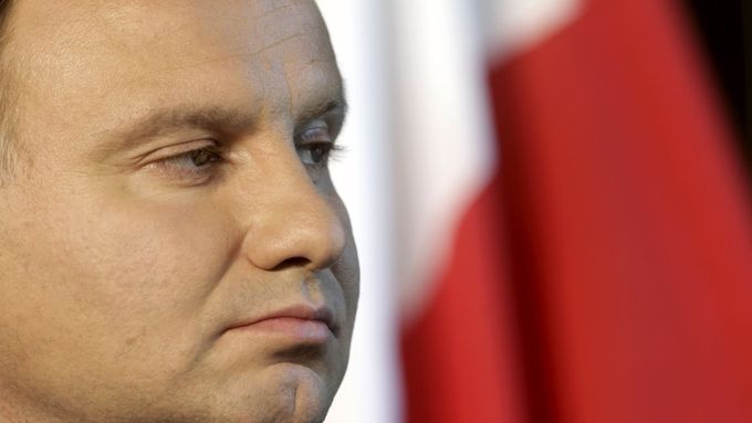 Polský prezident Andrzej Duda se uchází o druhý pětiletý mandát. Všechny průzkumy se shodují, že má velké šance.