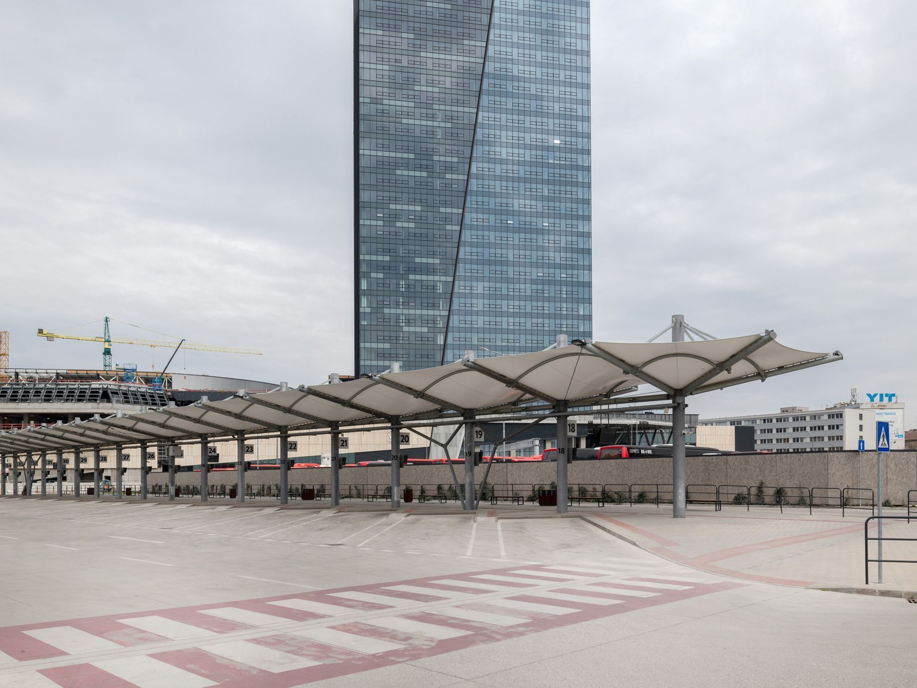 Jednorázové užití / Fotogalerie / Peter Korček – Tiché mesto