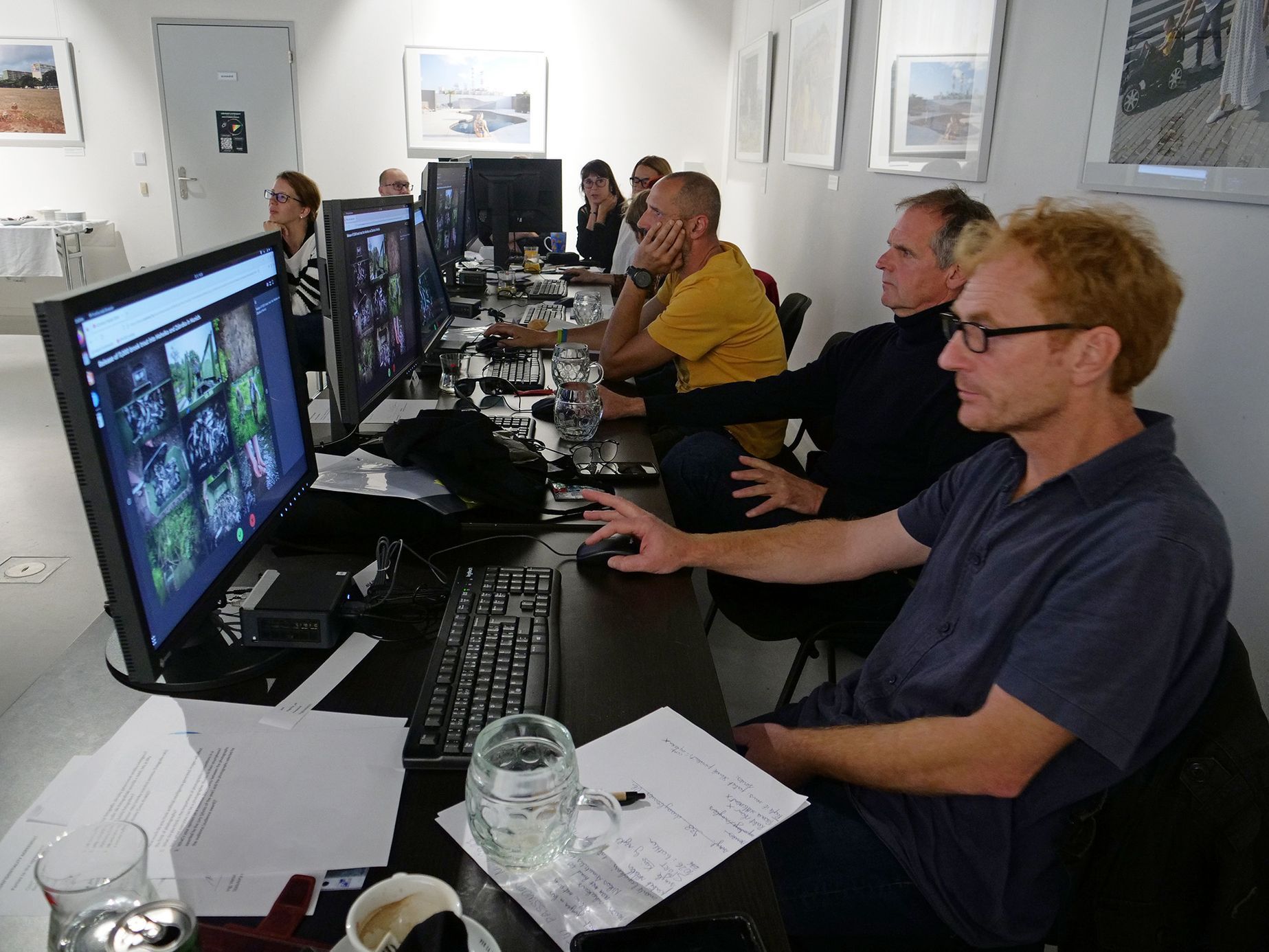 Pohledy do zákulisí soutěže Czech Press Photo (fotografie k podcastu Za závěrkou)