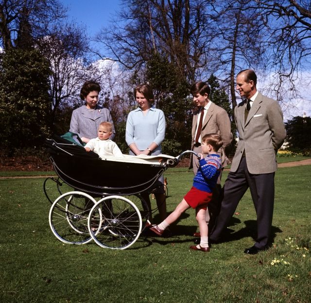 Královská rodina, 1965