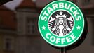 Také si říkáte, že jste to logo již někde viděli? Je to možné, ve světě je síť kaváren Starbucks velmi rozšířená a kelímky s tímto symbolem můžete zahlédnout nezřídka v zahraničních filmech.