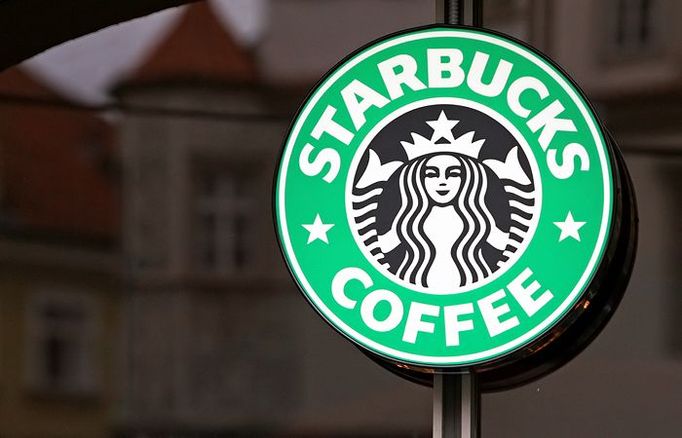 Také si říkáte, že jste to logo již někde viděli? Je to možné, ve světě je síť kaváren Starbucks velmi rozšířená a kelímky s tímto symbolem můžete zahlédnout nezřídka v zahraničních filmech.