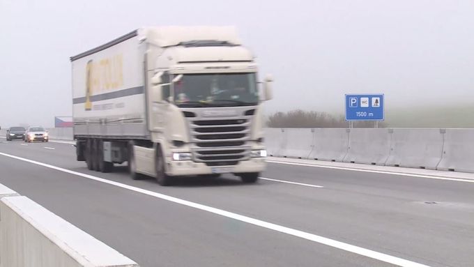 Sedmikilometrový úsek dálnice D1 mezi Měřínem a Velkým Meziříčím je po opravě průjezdný