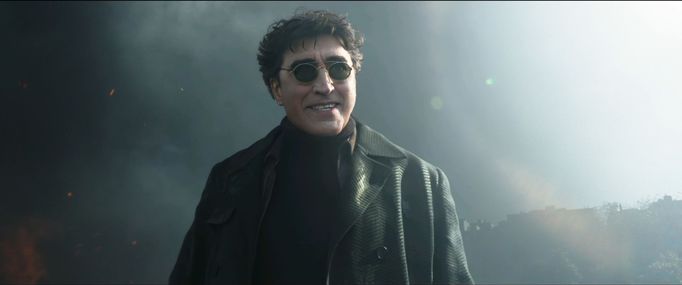 Alfred Molina jako Doctor Octopus.