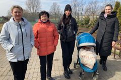 Přirostly nám k srdci, říkají ve vesnici, v níž nalezly azyl ukrajinské ženy s dětmi