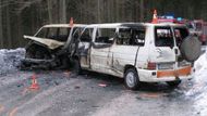 Při příjezdu první jednotky na místo byli všichni pasažéři mimo vozidla. Na místě zasahovali také členové Horské služby, kteří pomáhali lidem ze skibusu.