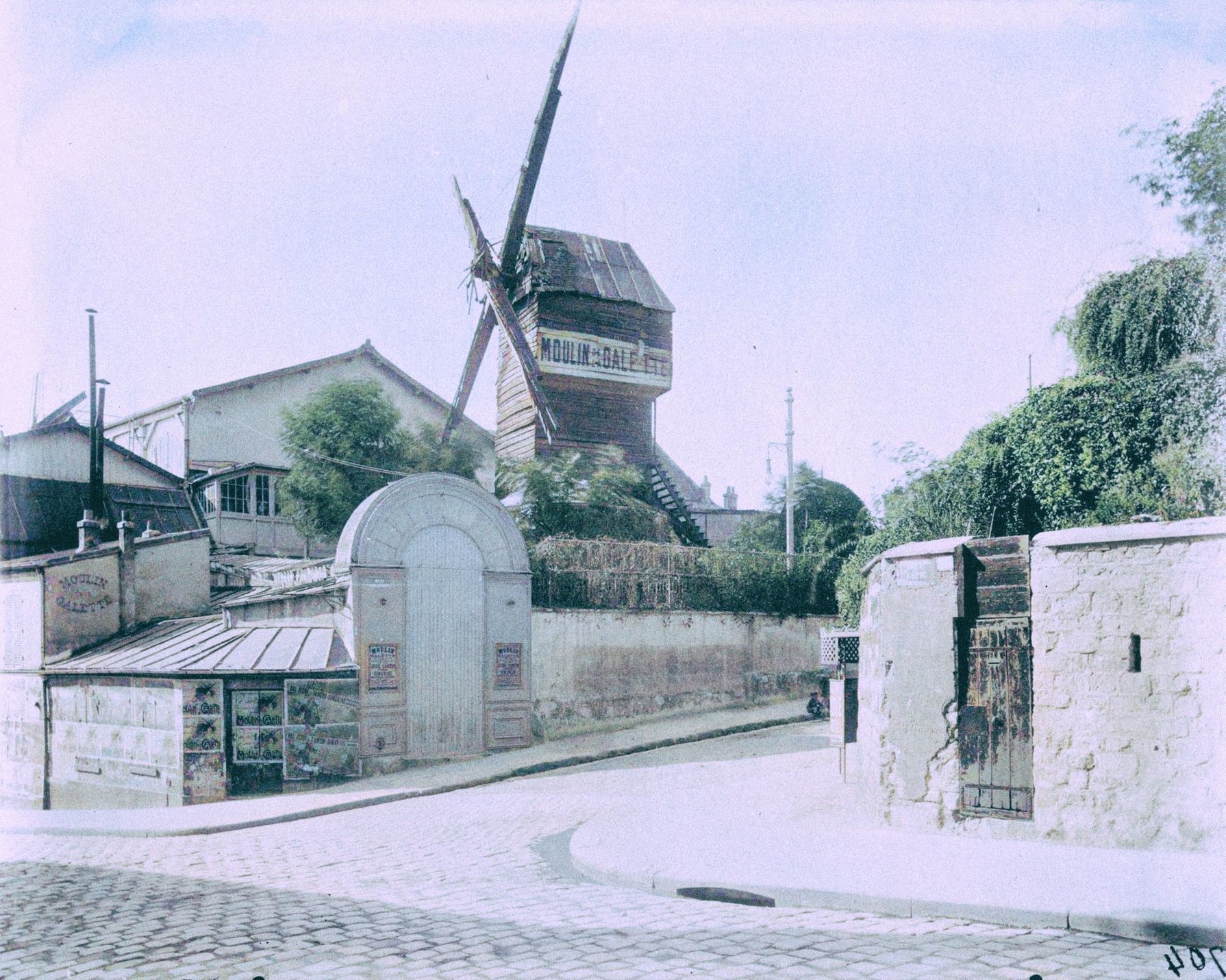 Jednorázové užití / Fotogalerie / Stará Paříž v barvě na málo známých snímcích