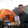 Oranžová záře nad kladnem. ČSSD mluvila s dělníky, rozdávala růže