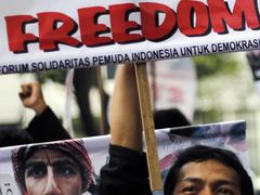 Protesty proti Bašáru Asadovi v muslimské Indonésii