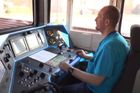 Kdo bude řídit české vlaky? Tisíce strojvůdců se blíží důchodovému věku, mladých zatím není dost