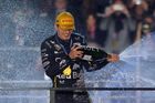Verstappen vyhrál v Las Vegas a udržel naději. Norrisovi naložil přes 20 sekund