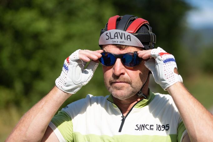 Vladimír Vidim s retro kolem Slavia na Tour de France 2019