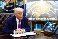 Trump ohlásil budování vesmírného protiraketového štítu. Bude stát 175 miliard dolarů