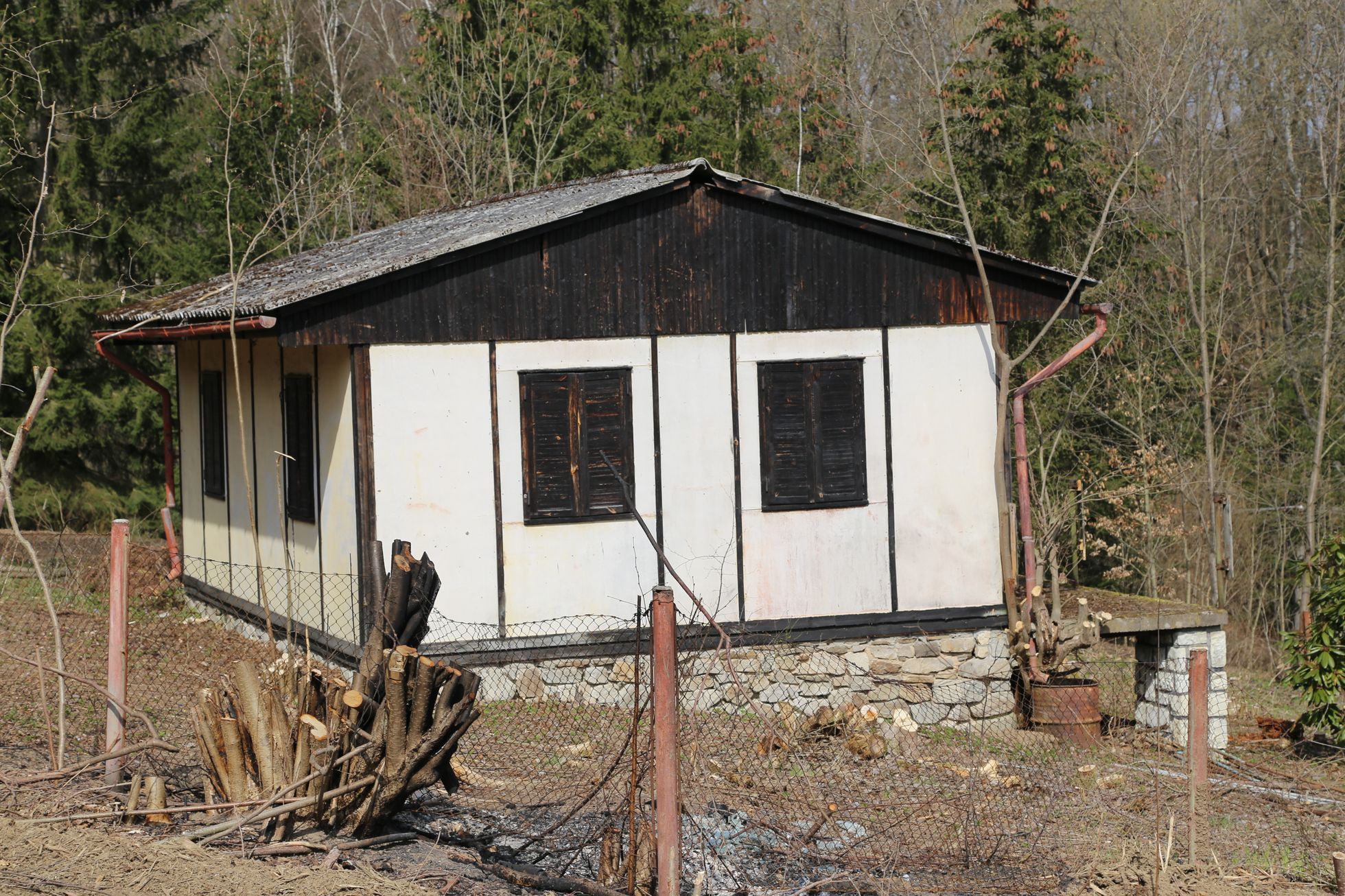 Chaty, chalupy, apartmány, rekreační zařízení