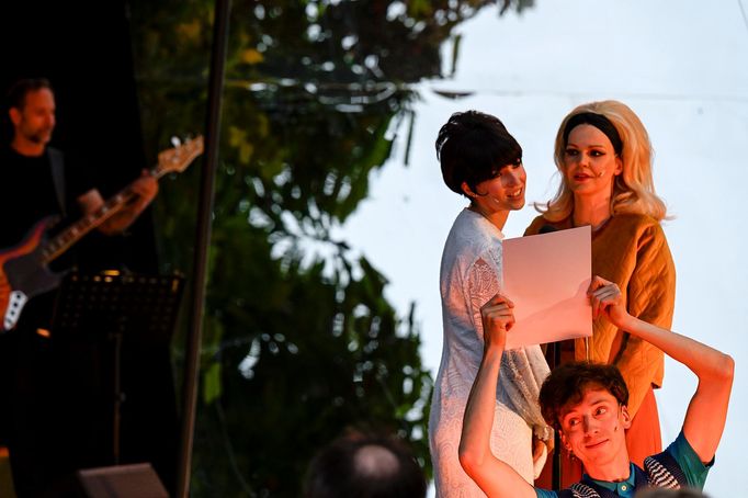 Snímek z inscenace Marta.