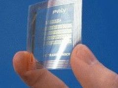 Typický vzhled čipu RFID.