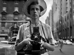 Vivian Maier: Autoportrét.