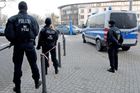 Šestnáctiletá dívka pobodala v Německu policistu, hlásila se k islamistům. Dostala šest let vězení