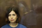 Vězněná hladovkářka z Pussy Riot je v nemocnici