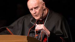 Kardinál McCarrick rezignace