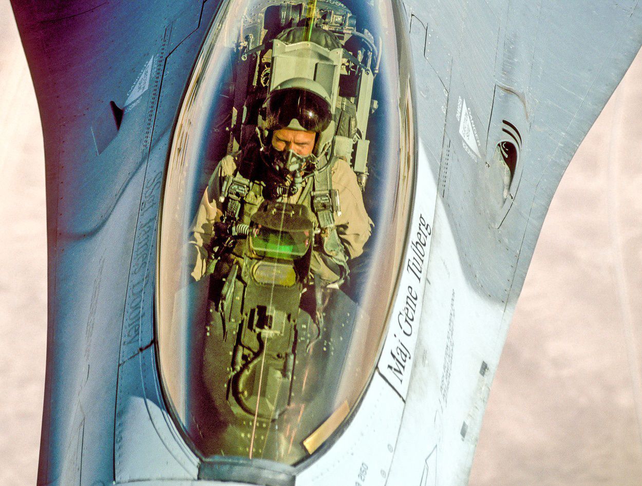 F16, General Dynamics F-16 Fighting Falcon, letoun, stíhačka, Zahraničí