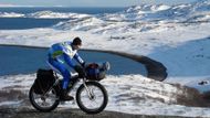 Kromě toho provází v únoru a březnu malé skupiny cyklistů po zasněženém Laponsku.