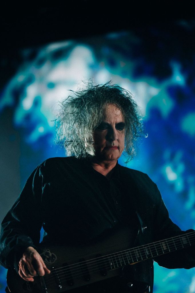 Snímek z koncertu The Cure v londýnském klubu Troxy.