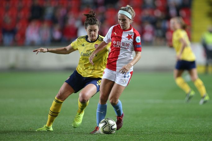 Liga mistryň, Slavia - Arsenal: Franny Černá