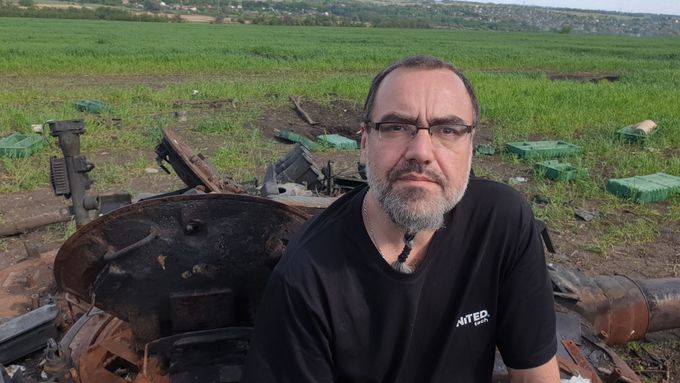 Petr Židek: "Co se tady bavím s vojáky i civilisty, tak o tom nikdo nevěděl. Jen na sociálních sítích jsem zaznamenal, že se o tom lidé baví, ale nevěří tomu."