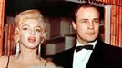 Marlon Brando a Marilyn Monroe zhruba v roce 1955.