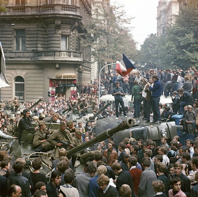 Pražské jaro a okupace 1968. Fotografie ze života Alexandra Dubčeka